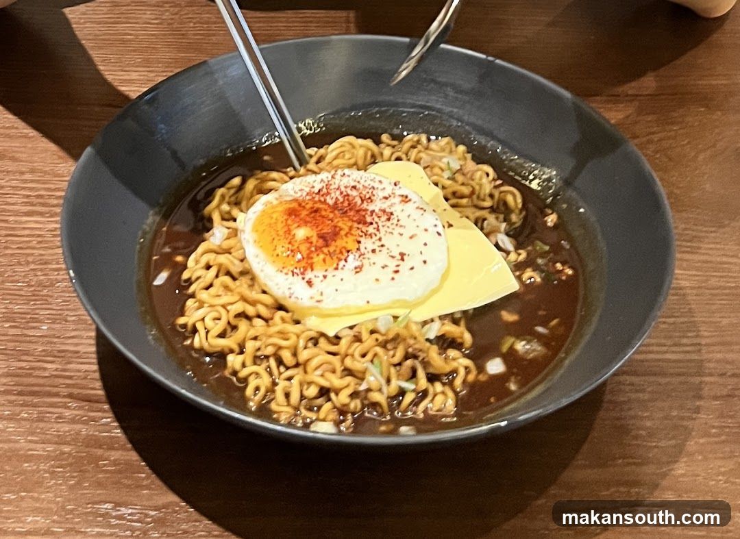Instant Noodles with Egg and Cheese