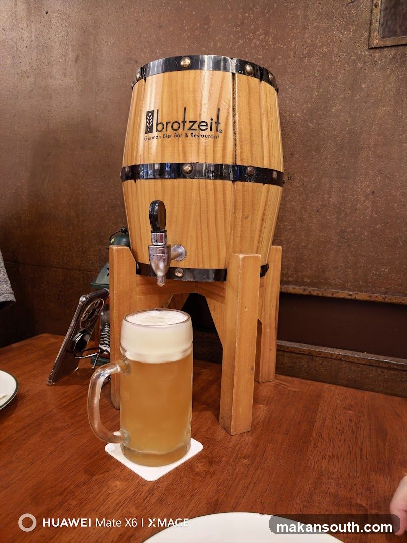 Beer Barrel Dispenser and Mug