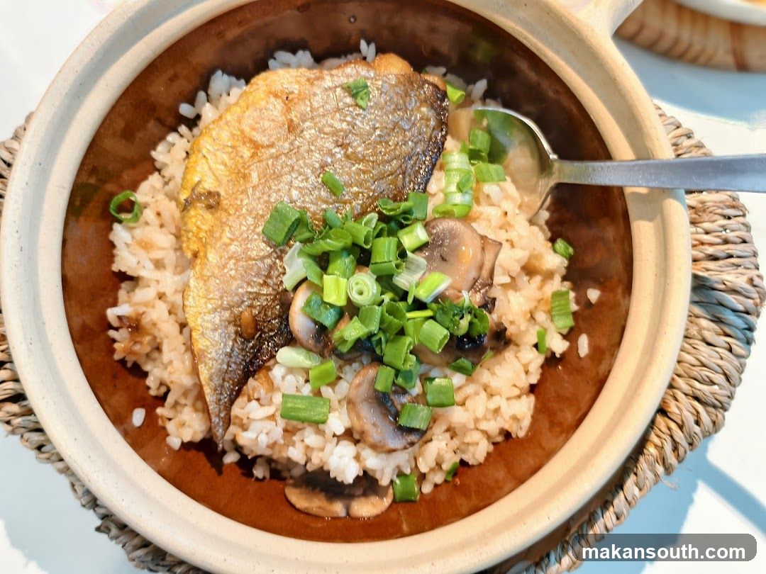 Claypot Rice with Fish and Mushrooms