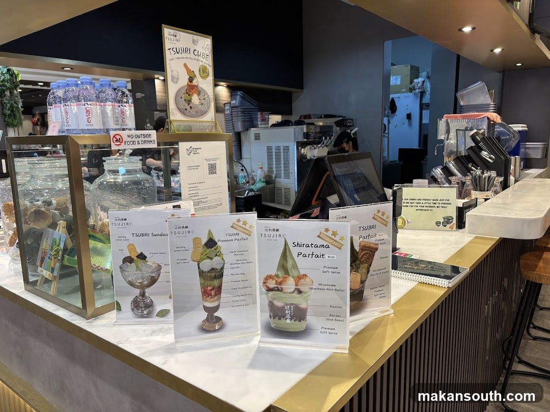 Dessert Counter Display