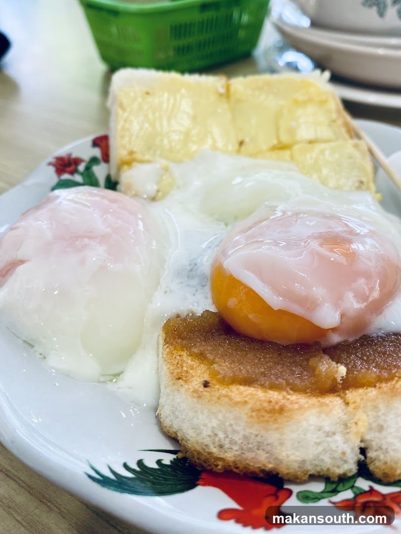 Soft-boiled eggs with toast