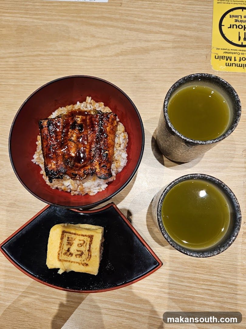 Unagi Donburi with Tamagoyaki and Green Tea