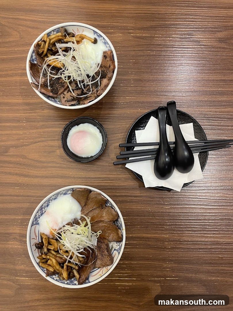 Donburi with Meat and Mushrooms
