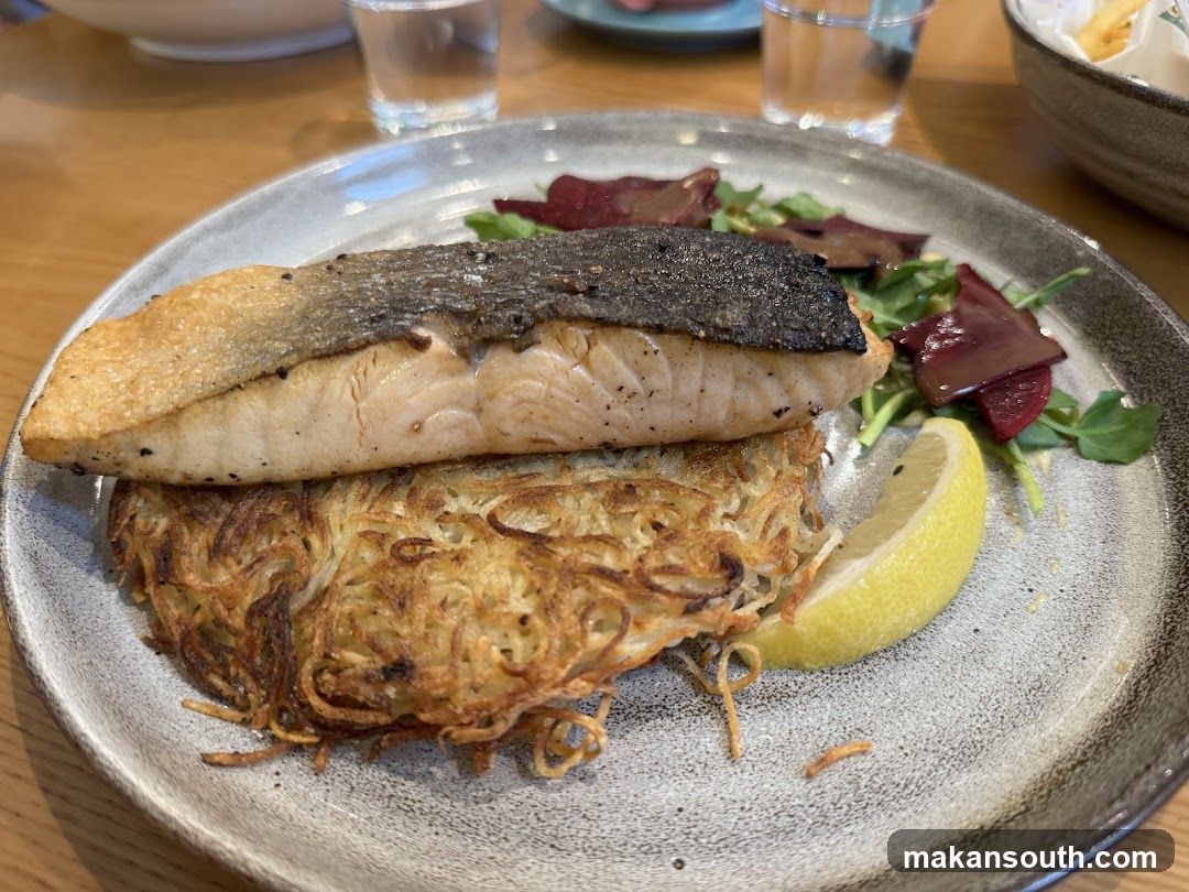 Salmon with Hash Browns