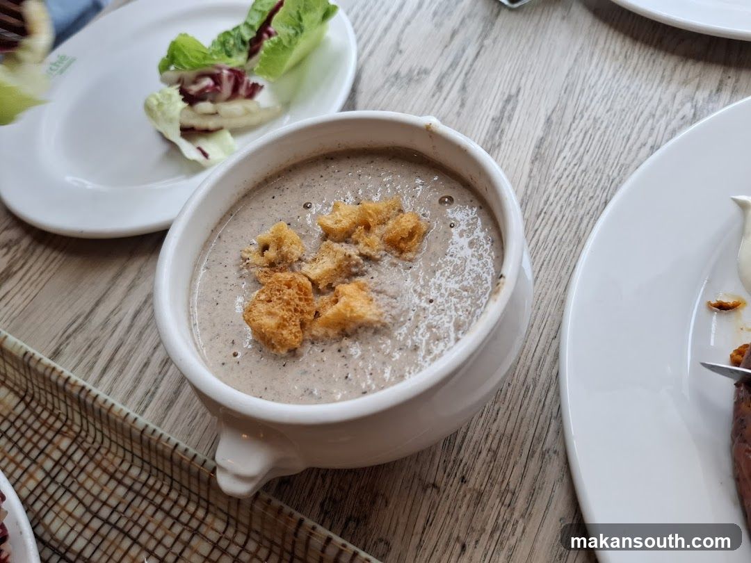 Mushroom Soup with Croutons