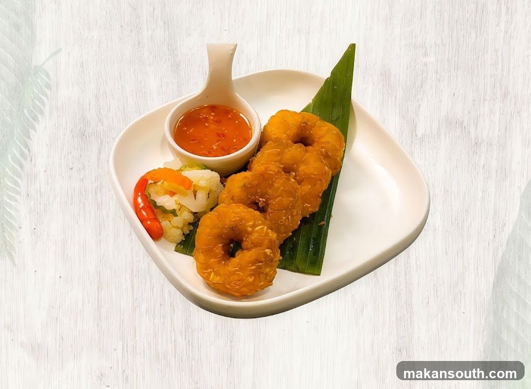 Fried Shrimp Rings with Dipping Sauce
