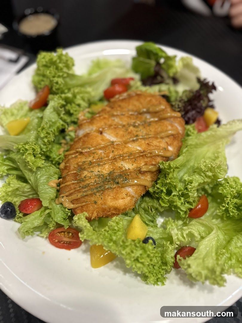 Crispy Chicken Salad