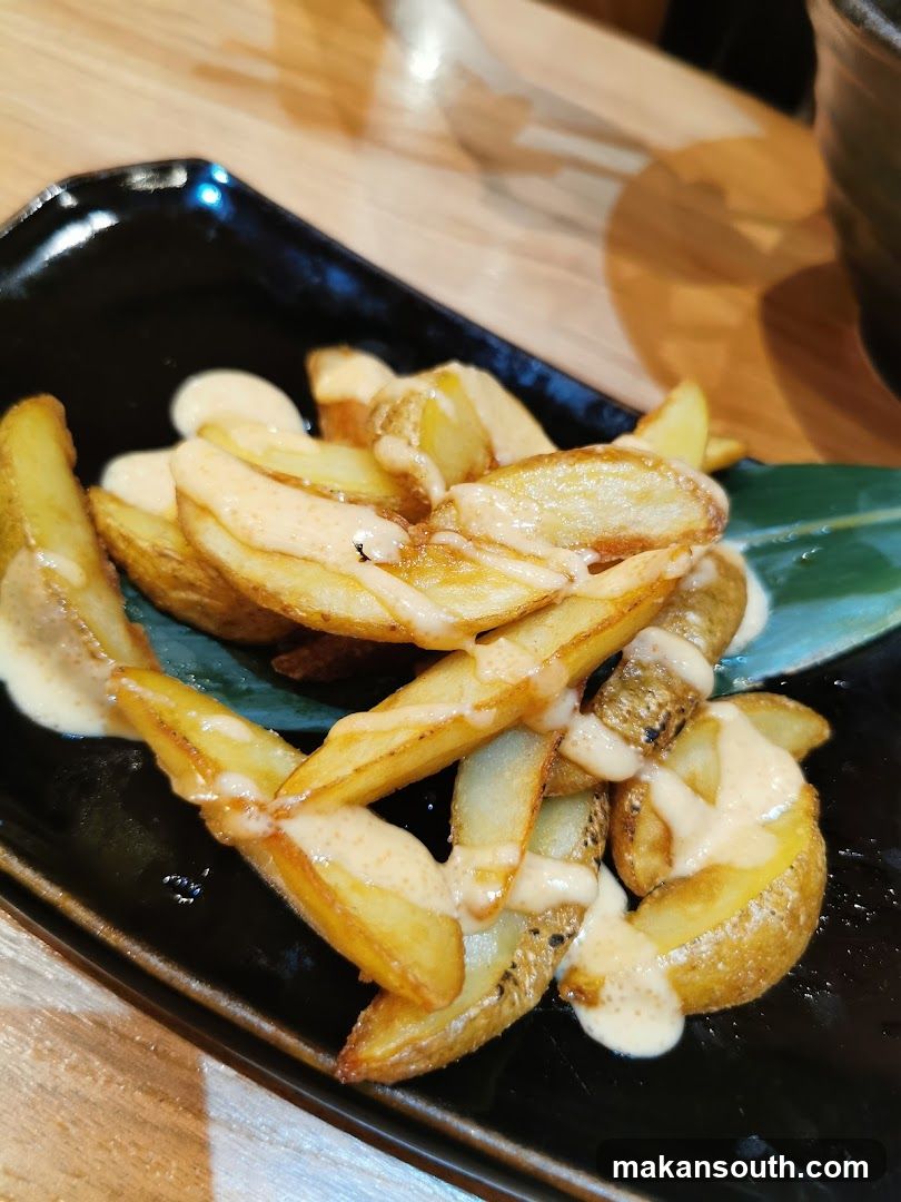 Potato Wedges with Sauce