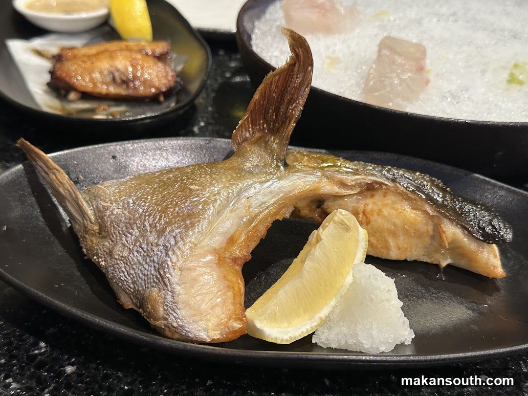 Grilled Fish with Lemon and Grated Radish