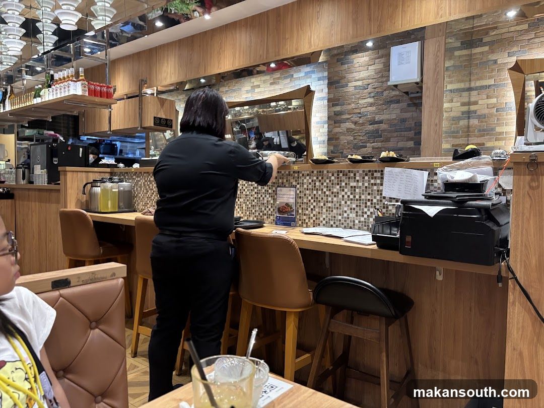 Restaurant Counter