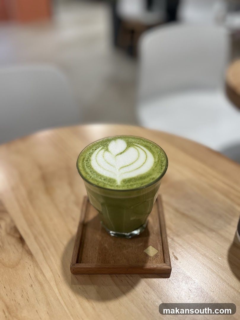 Matcha Latte with Latte Art