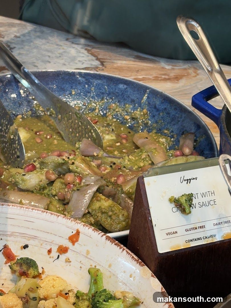 Vegetable Dish with Cashew Sauce