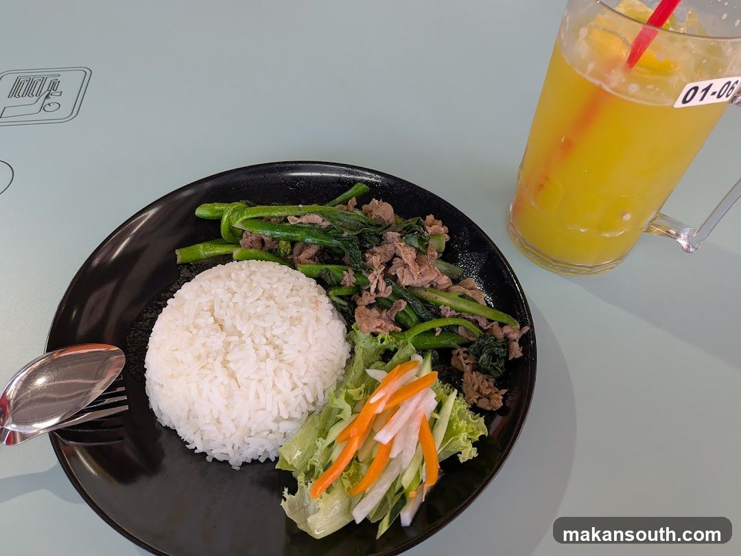 Beef and Vegetable Stir-fry with Rice and Juice