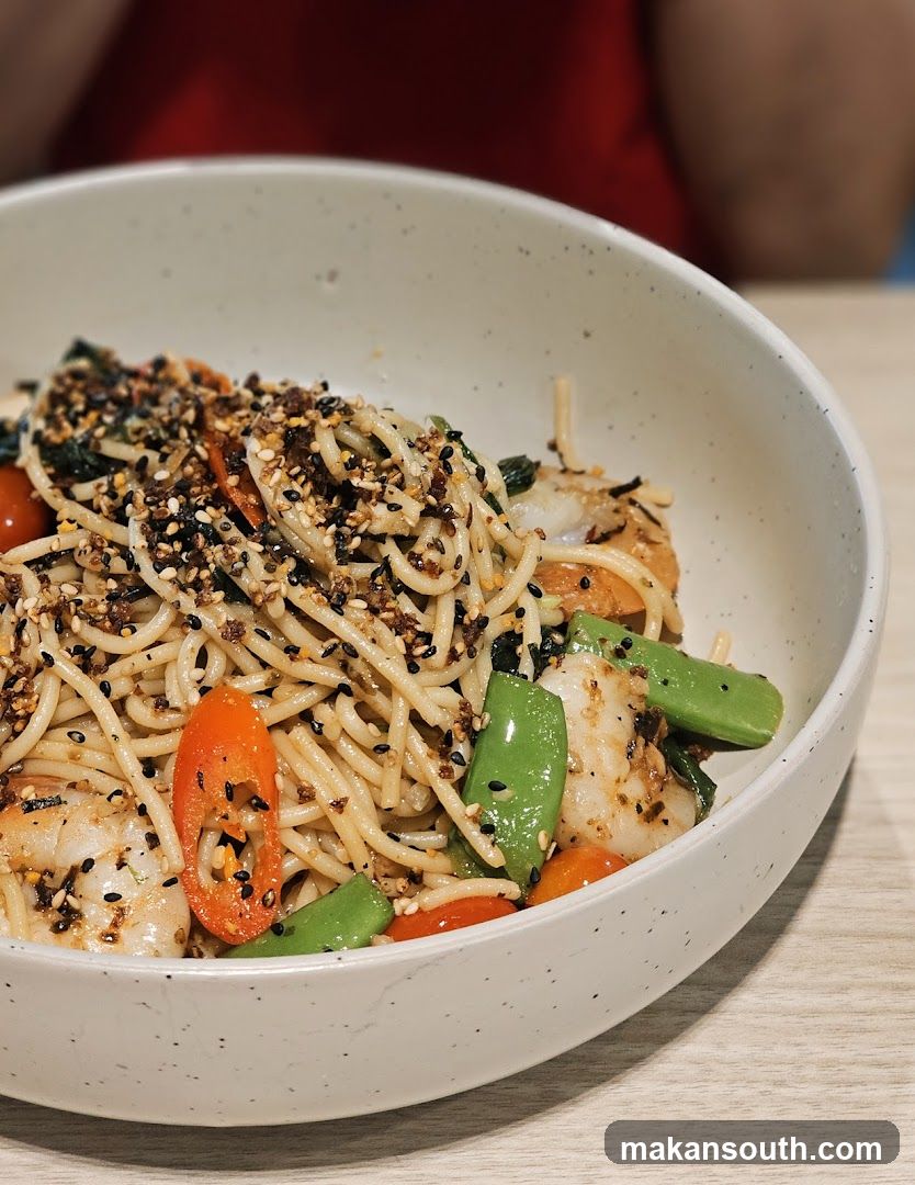 Noodle Dish with Shrimp and Vegetables