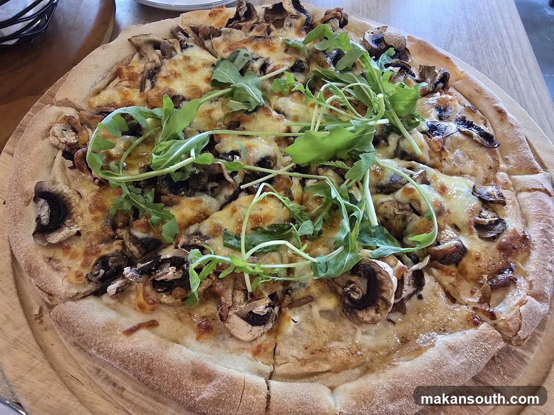 Mushroom Pizza