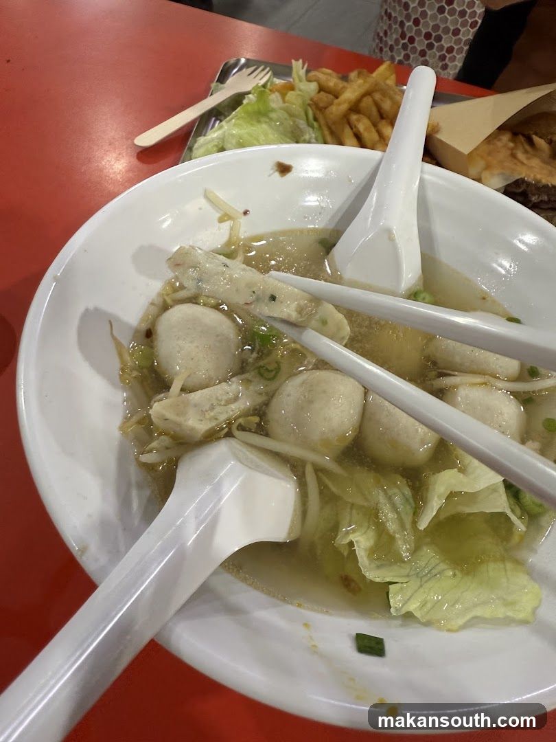Big Fishball Noodle 大丸子