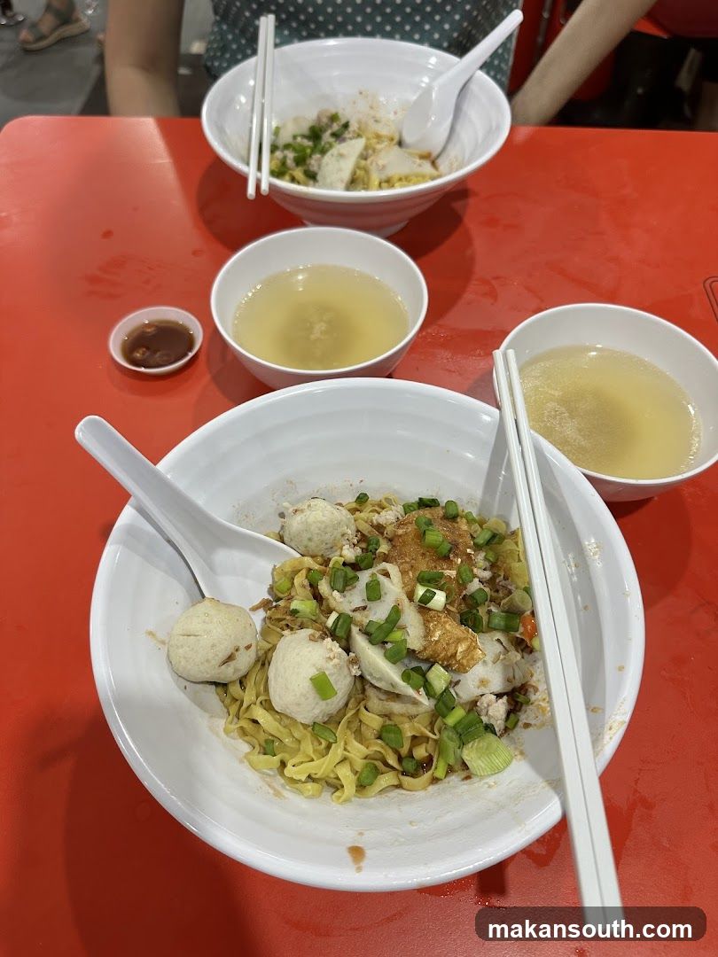 Noodles with Fish Balls and Sliced Fish
