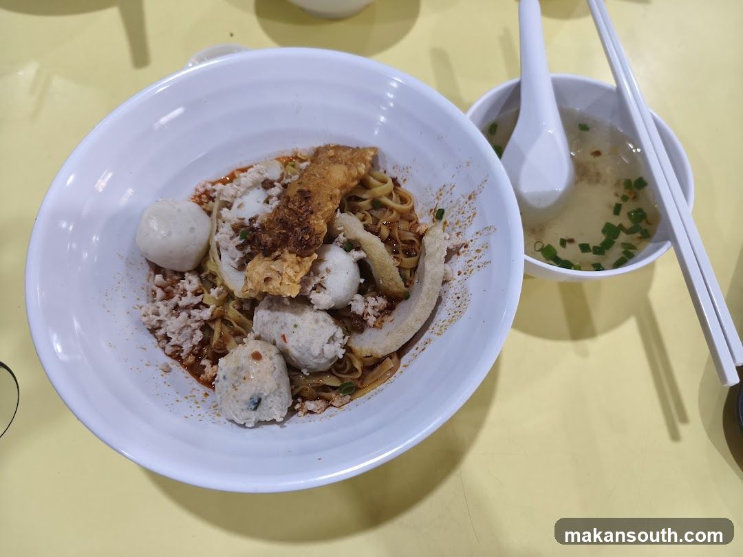 Noodles with Fish Balls and Minced Meat