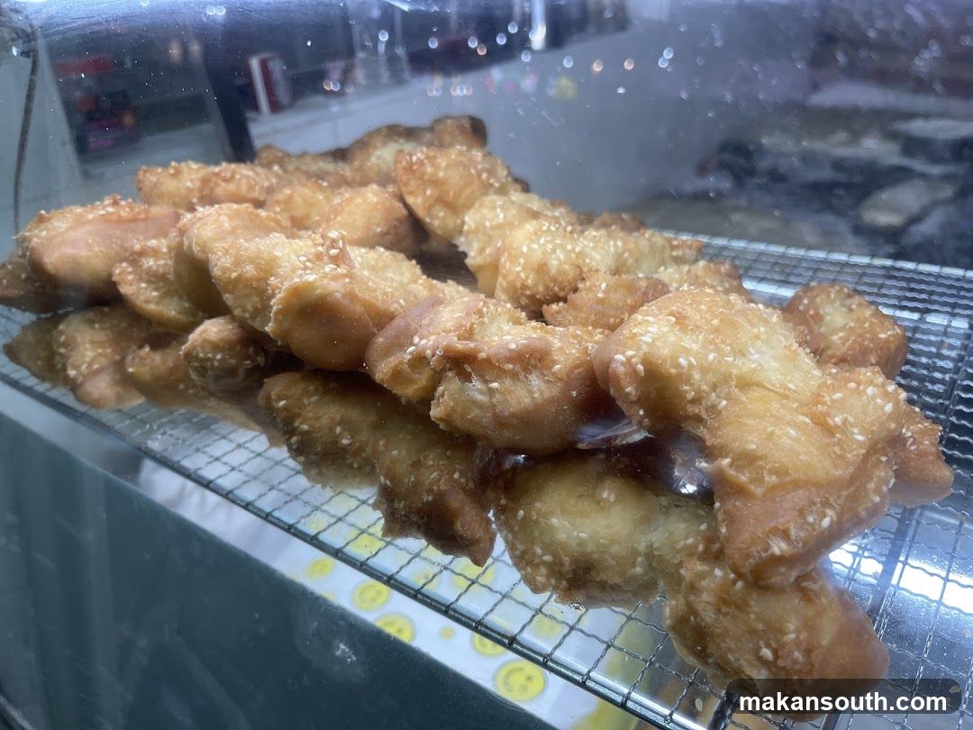 Fried Dough Pastries with Sesame Seeds