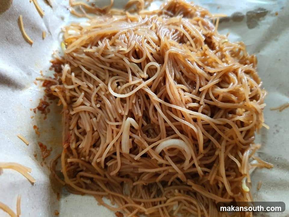 Noodles with sauce