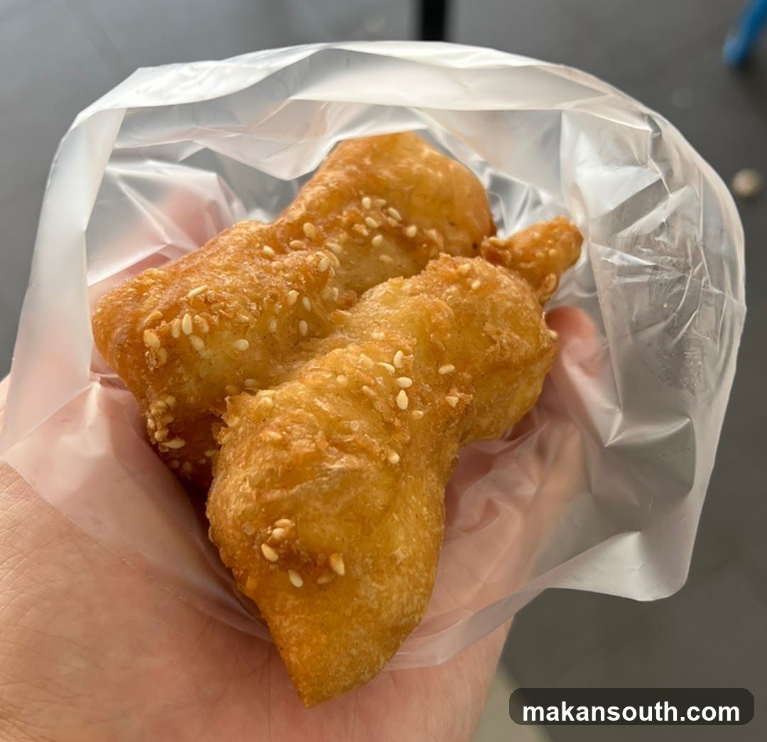 Fried Dough with Sesame Seeds