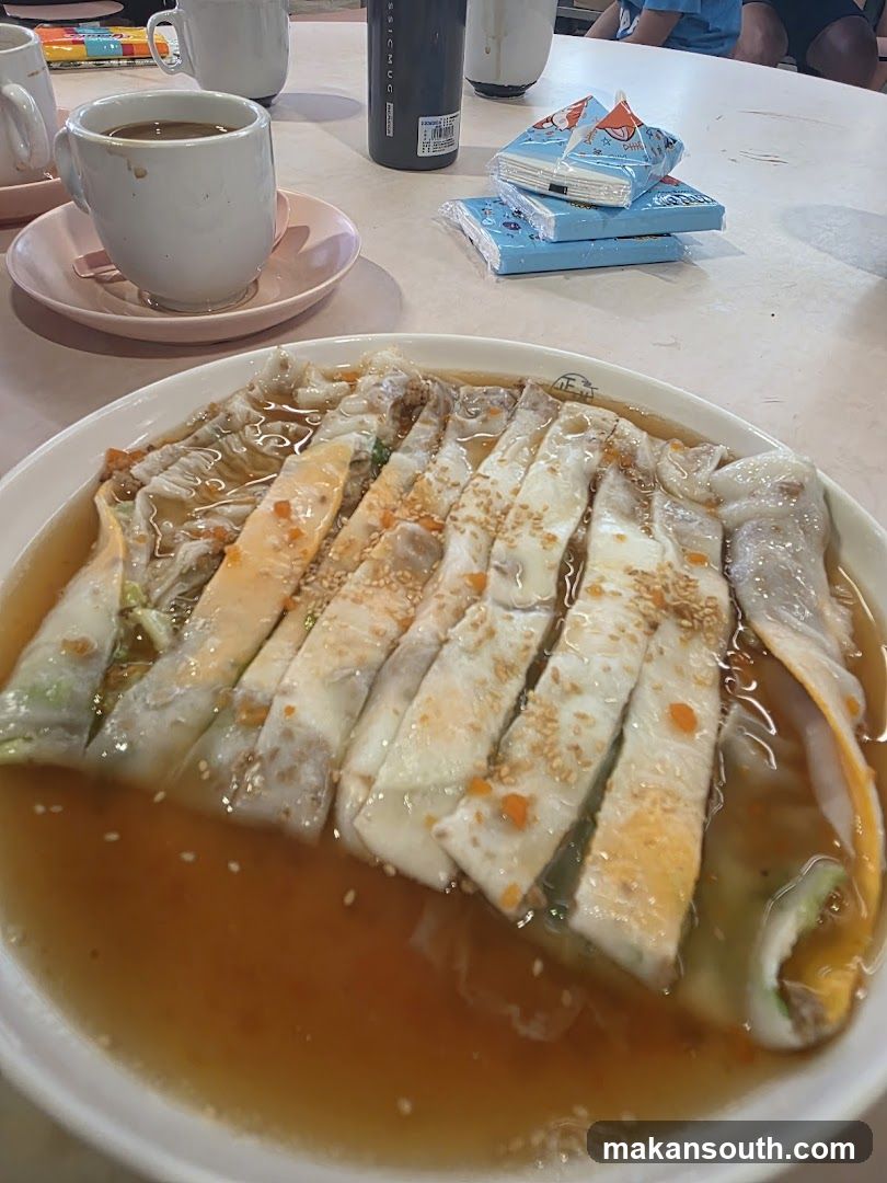 Steamed Rice Rolls with Sauce