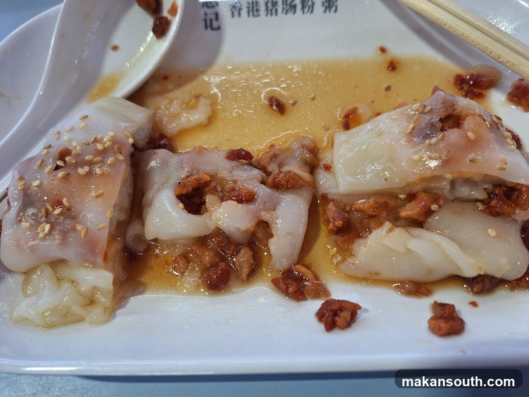 Steamed Rice Rolls with Toppings