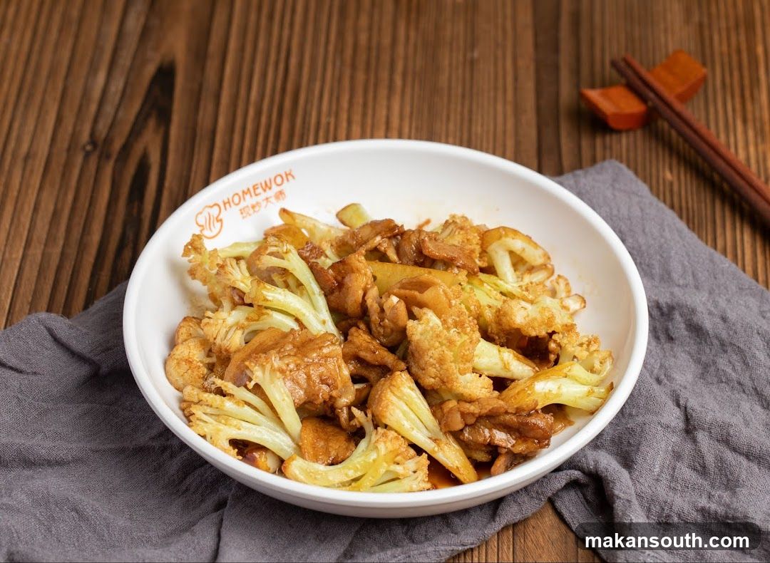 Stir-fried Cauliflower and Pork