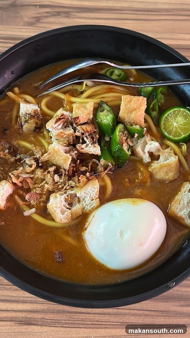 Noodle Soup with Egg and Tofu