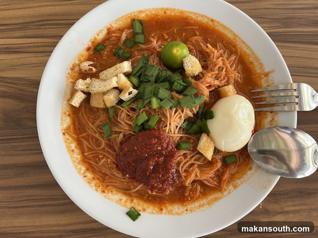 Noodle Dish with Egg and Chili Paste