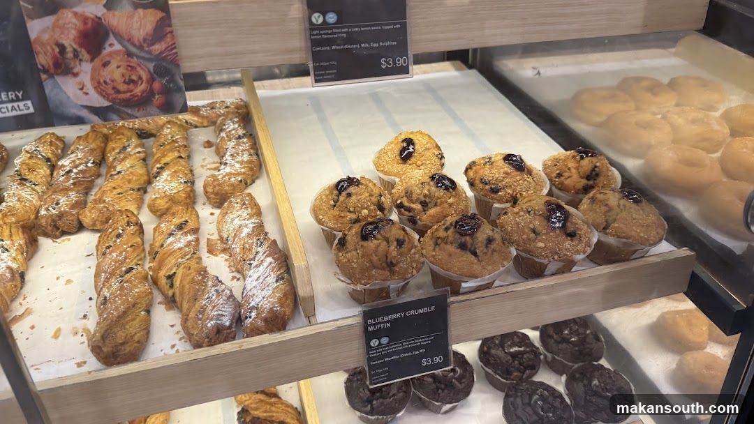 M&S Cafe