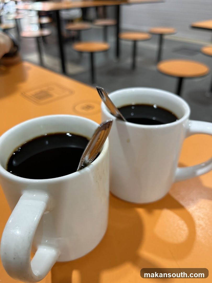 He Zhong Coffee Shop 合衆茶室