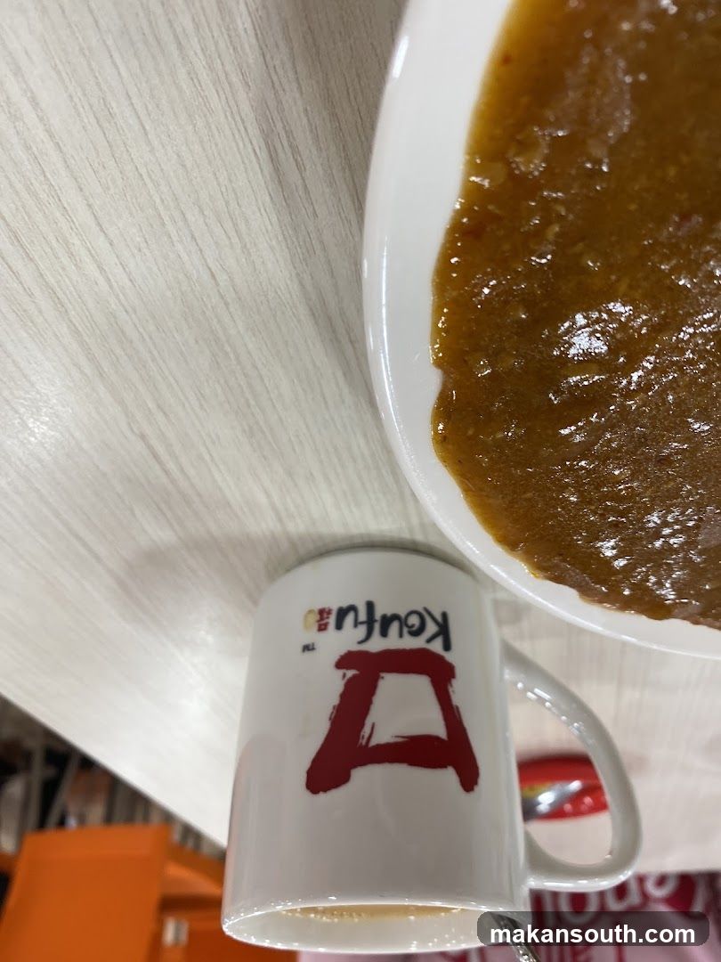 Mug with logo and food