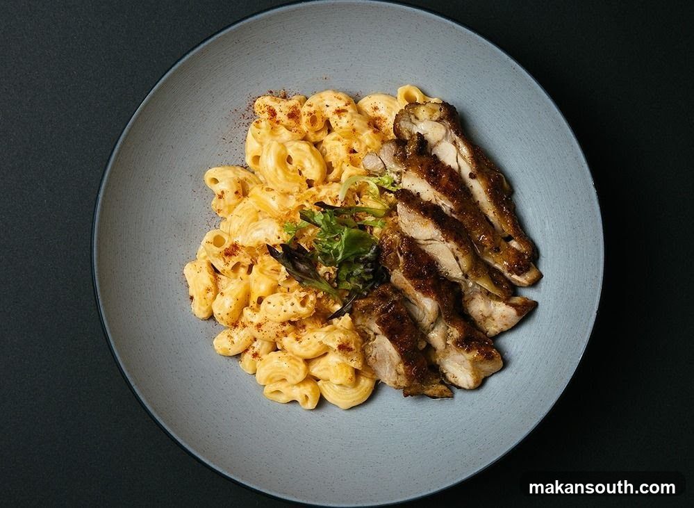 Macaroni and Cheese with Sliced Chicken